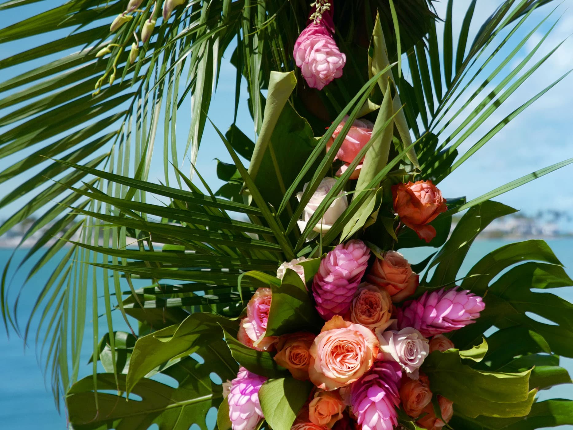 A beautiful bouquet of flowers