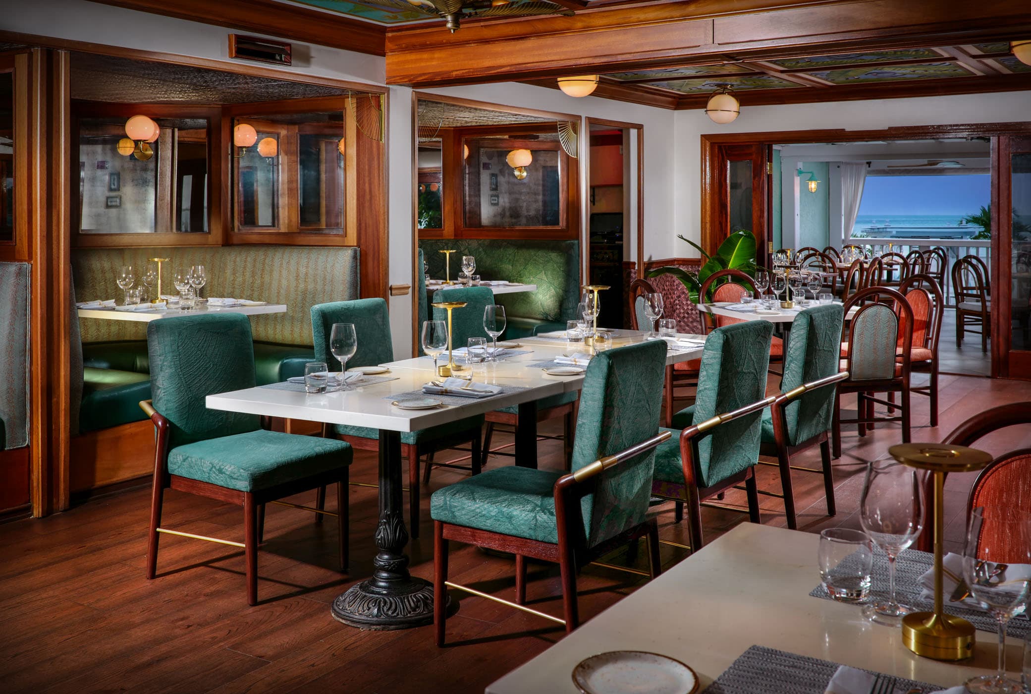 Hot Tin Roof dinning room ready for service