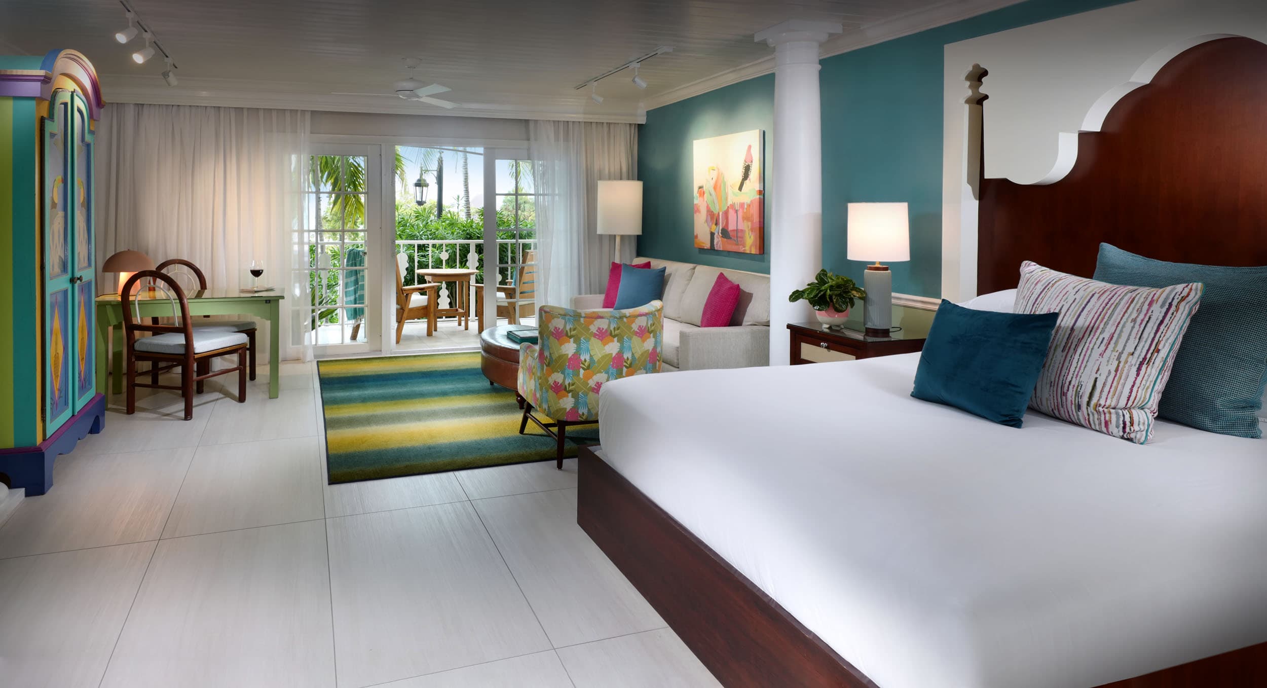 An open concept junior Suite room at Ocean Key