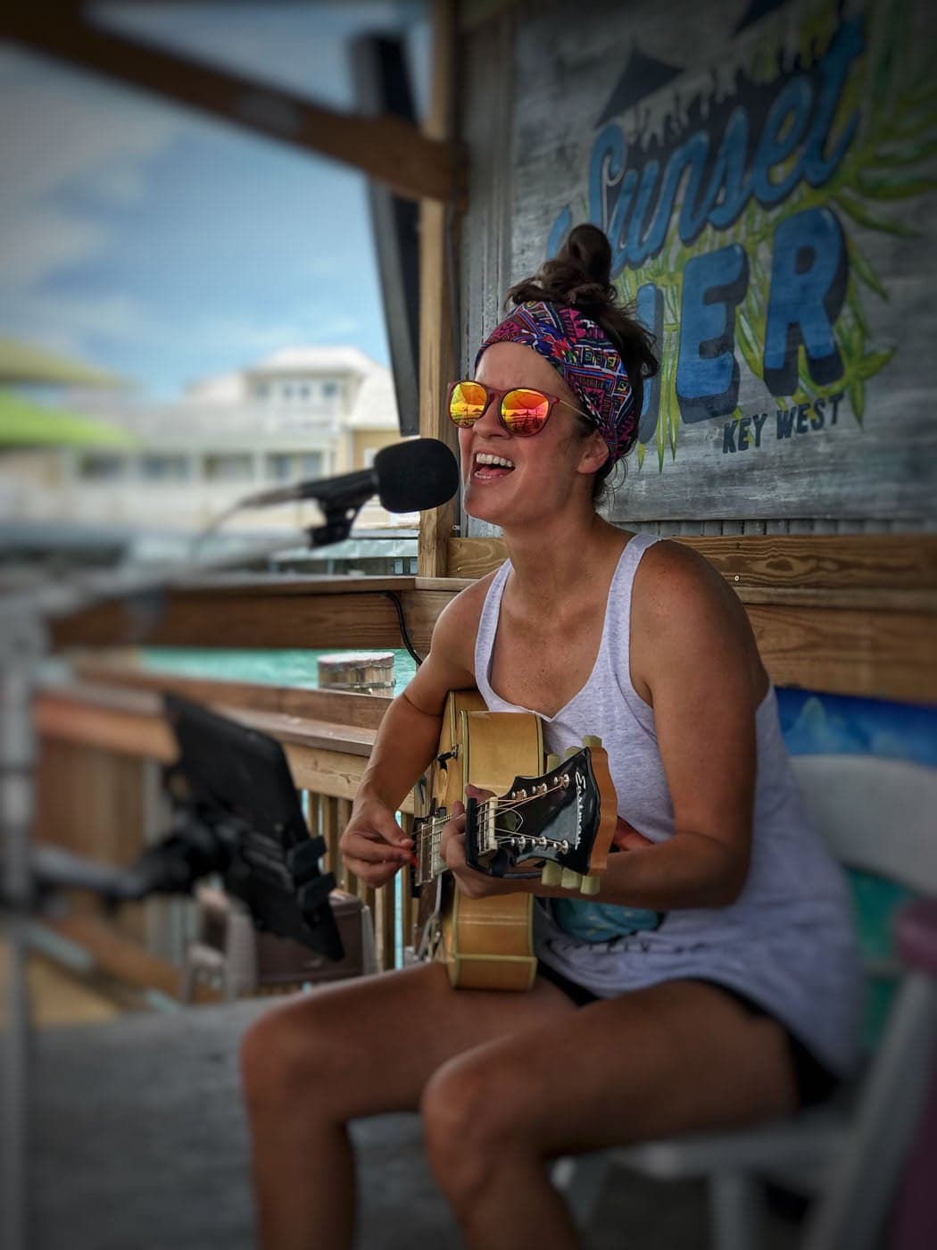 Marjory Lee performing on stage at Sunset Pier